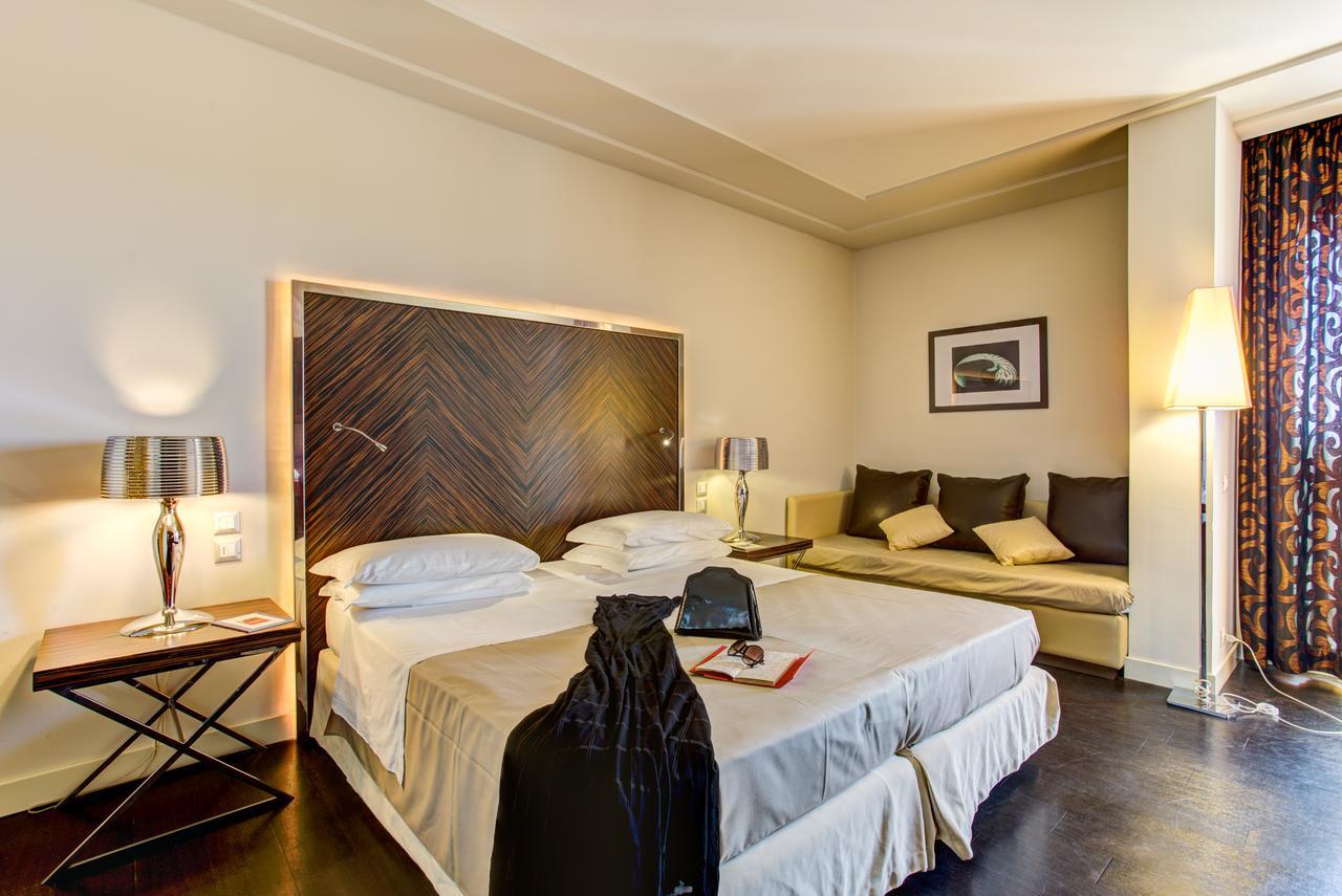 Hotel Byron Ρίμινι Εξωτερικό φωτογραφία