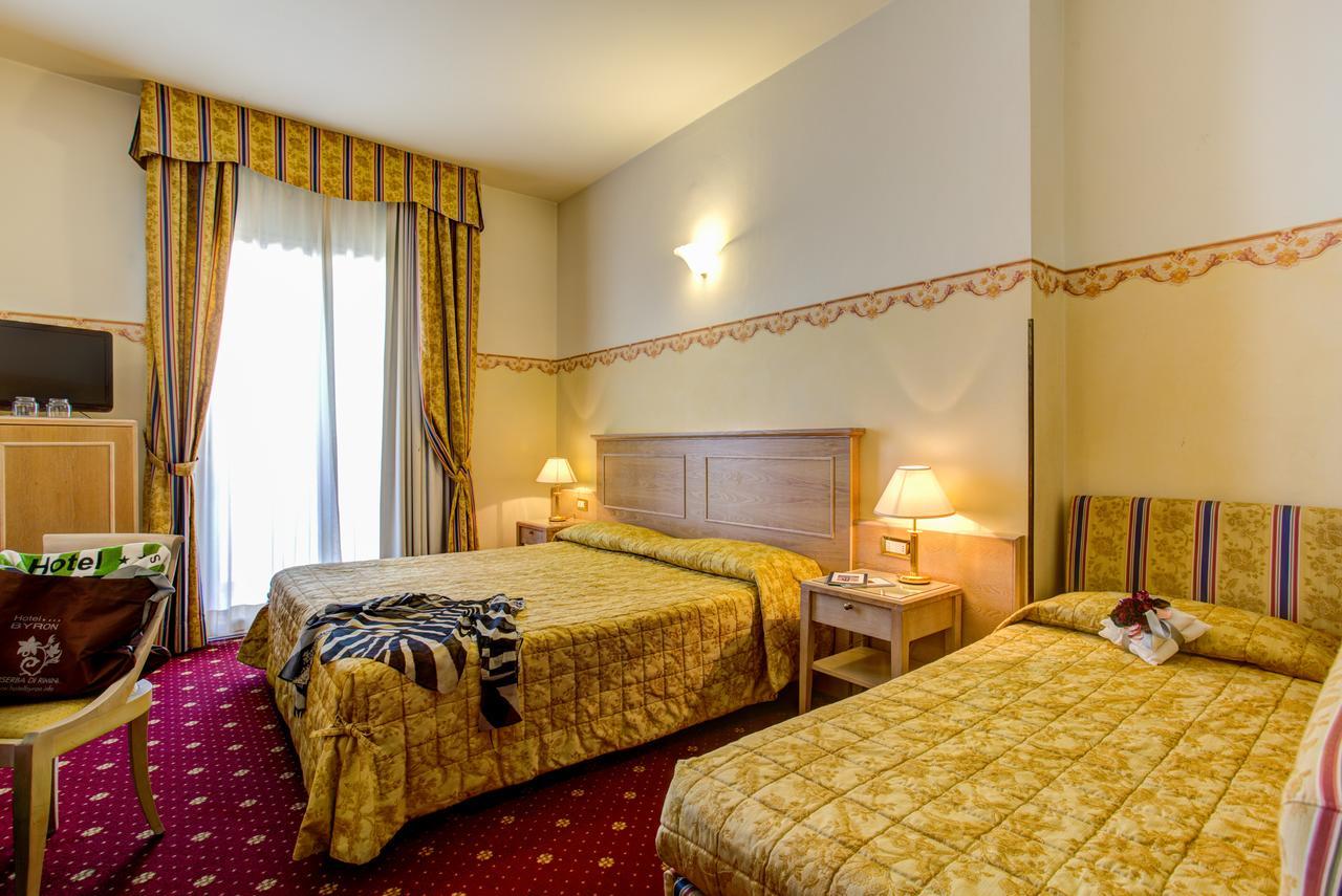 Hotel Byron Ρίμινι Εξωτερικό φωτογραφία